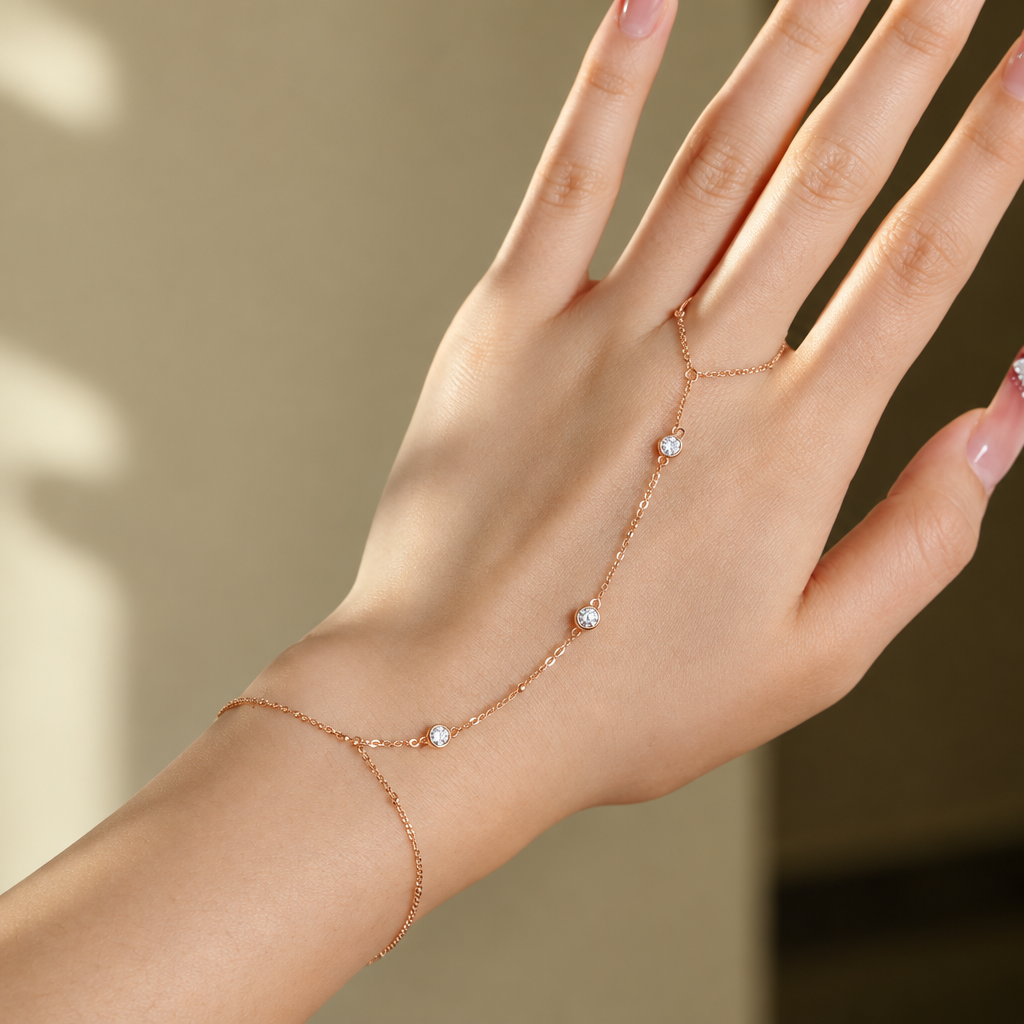 SOLVAZ Moissanite Hand Chain — Rose Gold on hand